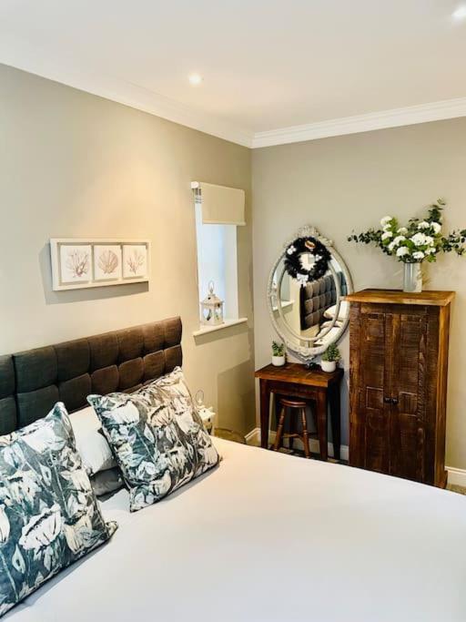 Whitehall, Thomas Turnbull Flat 3 Beautiful Apartment In Georgian House Whitby Exterior foto