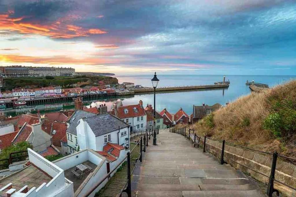 Whitehall, Thomas Turnbull Flat 3 Beautiful Apartment In Georgian House Whitby Exterior foto